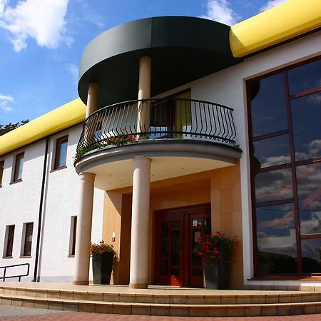Hotel Malwa Ostrów Wielkopolski Dış mekan fotoğraf