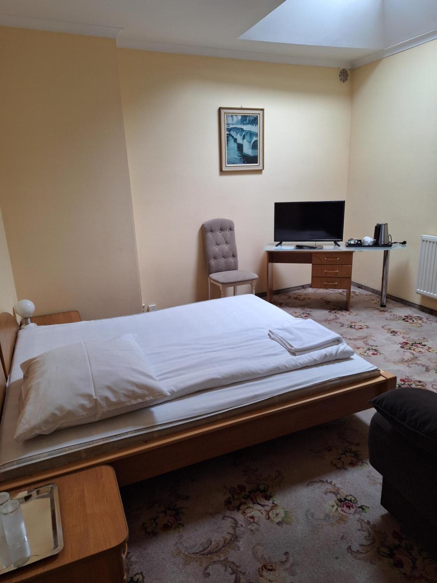 Hotel Malwa Ostrów Wielkopolski Dış mekan fotoğraf